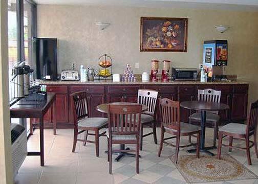 Rodeway Inn Montgomery Restaurace fotografie